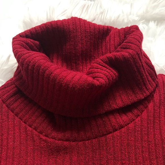 SHEIN Burgundy Red Turtleneck Sweater - Picture 4 of 6
